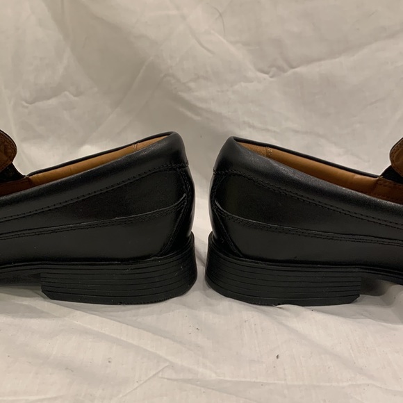 Clarks Ortholite Black Leather Loafer - Picture 3 of 8